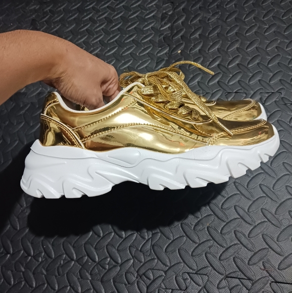 Women Gold Mirror Sneakers - Picture 8 of 10